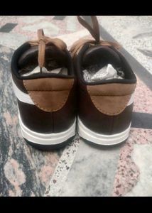 Onitsuka Tiger shoes 👟 SIZE 9 UK   Brown and Whit