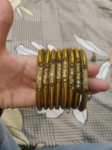 4 Design Bangles And 3 Ring 1 Pendil