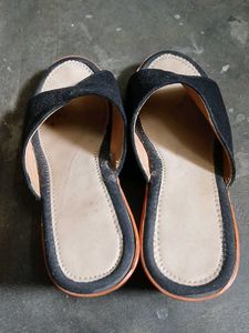 Wedge Heels Black Tan