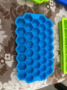 Ice Cube Trays (Set of 6)