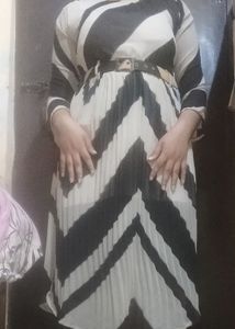 Dress With Geometrical patterns
