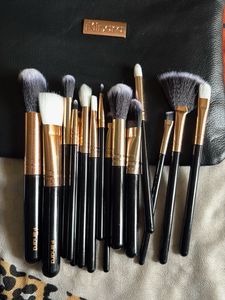 Makeup Brush Set &amp; Pouch