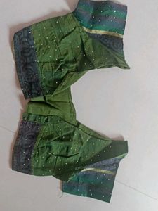 Green Saree With Blouse