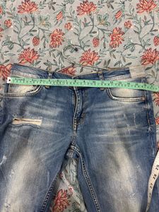 Zara Distressed Jeans For Girls