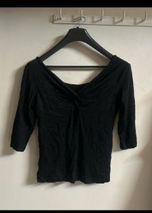 Elegant Black 3/4 Sleeve Top