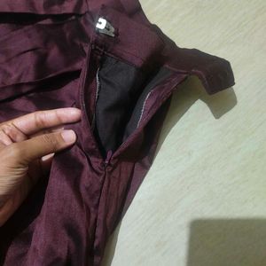 🍷 Elegant Maroon Pleated Skirt