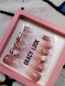 Gracy Look Press-On Toe Nails