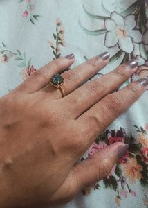Elegant Gold Ring