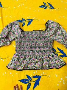 Flowery Strechable Top