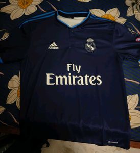 Real Madrid Ramos Jersey New Not Used XL Size