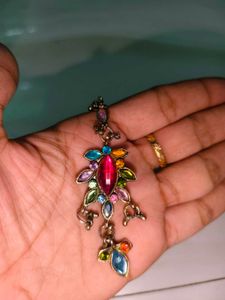 Mangtika, earrings
