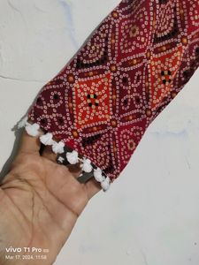 Kurta Bandhni