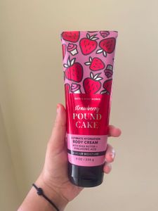 Strawberry Poundcake 236ml