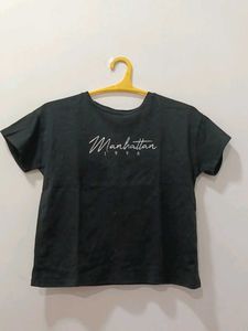 Manhattan Graphic Tee