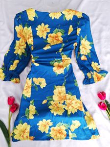 Pretty Floral Dress - Dressberry