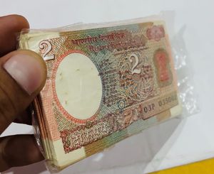 Rare Rs-2 Indian 88 notes bundle,Good condition