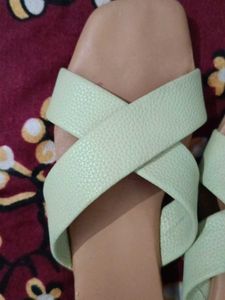Womens Stylish Flats 🍂💕