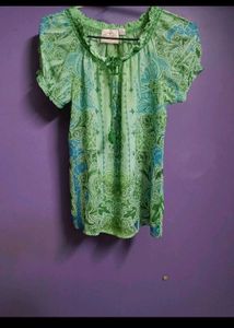 Trendy Blouson Top