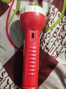 selling damaged recharable torch