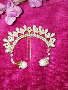Elegant Hair Pin with Pearls