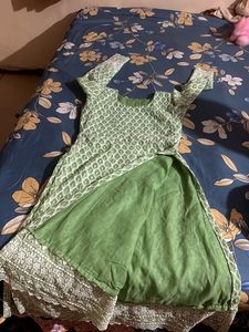 Elegant Green Embroidered Kurta