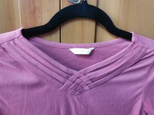 Mauve V-Neck Tee