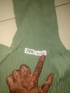 Zara Fit Top