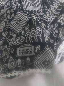 Patterned Women&#39;s Blouse
