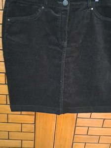 Top N Skirt  In Imported Fabric