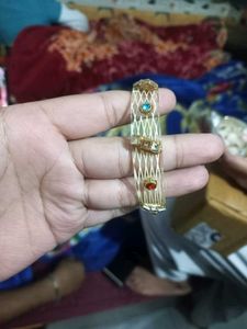 Elegant Gold-Tone Crystal Bangle