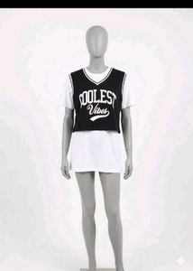 Coolest Vibes Vest 🖤