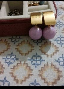 Butterfly &amp; Gold Chains With Pair Of Earrings