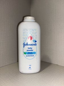 Johnson&#39;s Natural Plant-Based Baby Powder 400g