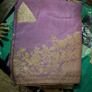 Trendy Fashion Saree🫰