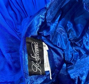 La Femme Royal Blue Cocktail Dress