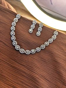 Sleek American Diamond Necklace