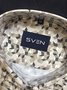 Stylish SVEN Shirt