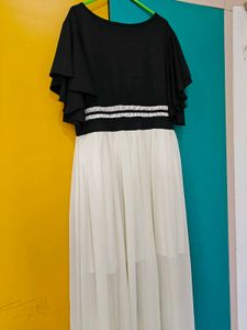 Elegant Black &amp; White Maxi Dress
