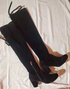 Knee Length Boots 🎀(SSS)