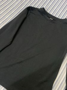 Black Long Sleeve Top