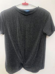 Black Shimmery Top 🎀