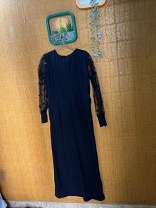 Elegant Black Jumpsuit with Star Sleeves