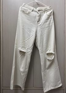 URBANIC Ripped Wide Jeans