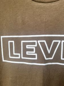 Levis Olive T-shirt
