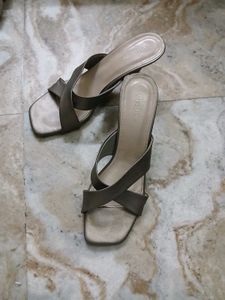 Elegant Flats & Sandals