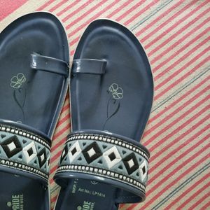 New Trendy Chappals Offer