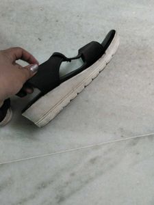 Use Sandals