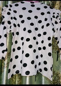 Cute Polka Dot Top &amp; Outfit