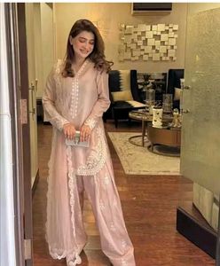 Elegant Pink Salwar Kameez Suit