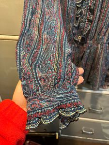 Vintage Top With Bohemian Flair 😍